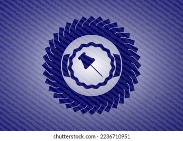 icono del pin de papel con textura de denim. 