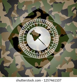 paper pin icon inside camo emblem