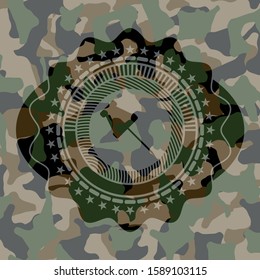 paper pin icon inside camo texture