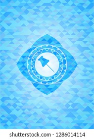 paper pin icon inside light blue emblem with triangle mosaic background