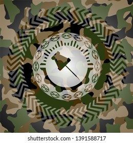 paper pin icon on camo pattern