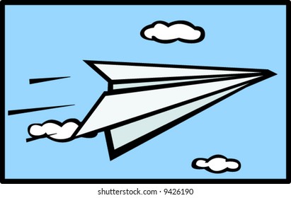 Papierflieger mit Wolken im Hintergrund