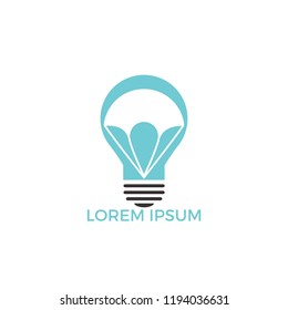 Parachute and light bulb logo design. Delivery air balloon symbol. Business corporate vector icon.