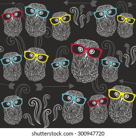 Party seamless pattern with cute owls in colorful sunglasses. Vector background.