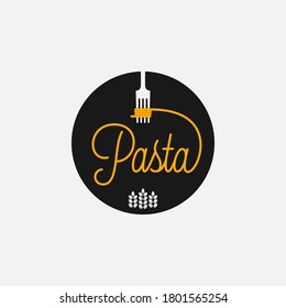 Logo de la pasta con tenedor. Spaghetti sobre fondo vector negro