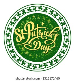 Patrick day round frame with clovers and text St Patricks day