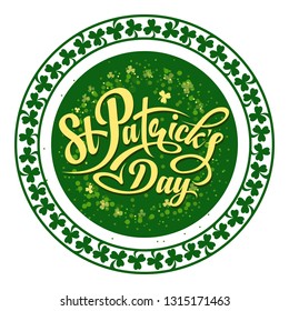 Patrick day round frame with clovers and text St Patricks day