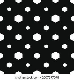 
Patrón de rombos sobre fondo negro sin costuras, ilustración vectorial para textiles.