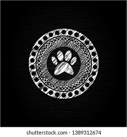 paw icon drawn on blackboard