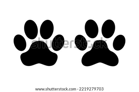 Paw icon vector for web and mobile app. paw print sign and symbol. dog or cat paw