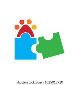 Paw Puzzle Logo Icon Design