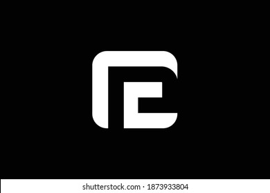 Logo-Design des PE-Briefes auf luxuriösem Hintergrund. EP Monogram Initials Buchstaben Logo Konzept. PE-Icon-Design. EP-elegantes und professionelles weißes Buchstaben Symbol auf schwarzem Hintergrund. 