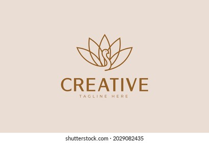 Plantilla de diseño del logotipo de pavo real. Diseño sencillo de pavo real. Concepto de diseño de iconos vectores creativos.