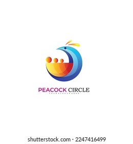 diseño de la plantilla de logotipo de pavo real degradado colorido