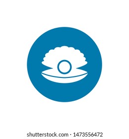 Pearl in a sea shell icon. Simple illustration of pearl in a sea shell vector icon for web