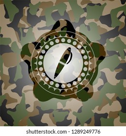 pen icon on camo texture