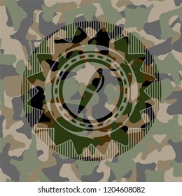 pen icon on camouflage pattern