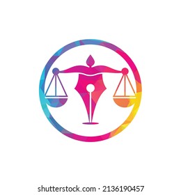 Plantilla de diseño del logotipo del vector de Pen Law Firm. Logo vectorial de la ley con equilibrio judicial simbólico de la escala de la justicia en un bolígrafo.
