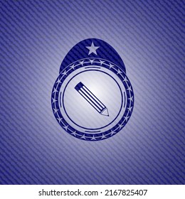 icono del lápiz en el fondo del jean. 