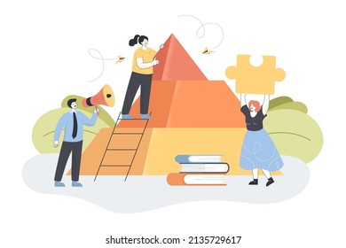 Gente construyendo la pirámide de ilustración plana vectorial. Hombre y mujer conectando elementos del rompecabezas 3d juntos, ayudándose mutuamente. Hombre con el proceso de control de altavoces. Asociación, concepto empresarial