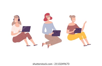 Personajes con juego digital de vectores de conexión y conexión