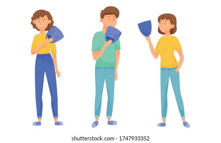 Personajes de la gente exponiendo diversas emociones de pie y sosteniendo máscaras con emociones opuestas en su juego de ilustraciones vectoriales manos