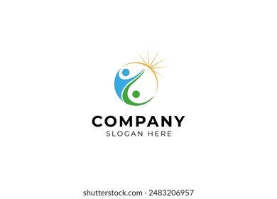 Menschen-Logo mit Sonnenlicht für Culture Diversity Together Team Work Unity Community Care Human Gathering Logo Design