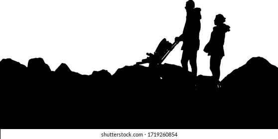 people silhouettes on the seashore