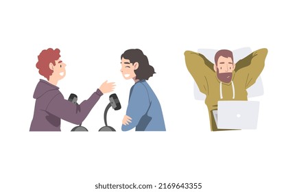 Personas hablando en estudio con micrófonos ponen dibujos animados ilustraciones vectoriales