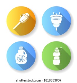 Persönliche Öko-Produkte flach Design langen Schatten-Glyph-Symbole Set. Menstruationstasse, natürliche Badebürste, wiederverwendbare Wasserflasche und biologisches Reinigungsmittel. Silhouette RGB-Farbillustrationen
