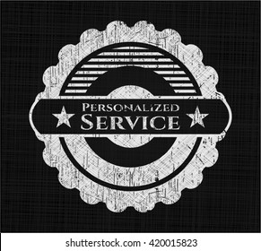 Servicio personalizado escrito con textura de pizarra