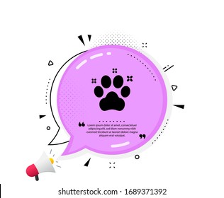 Icono amigable con mascotas. Burbuja del discurso de cita. Signo de garra. Símbolo de servicio de hotel. Marcas de cotización. Icono clásico para mascotas. Vector