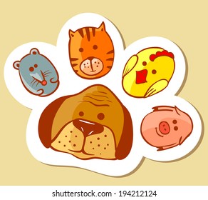 Pets (mouse, pig, dog, cat, chicken) in the paw shape 
