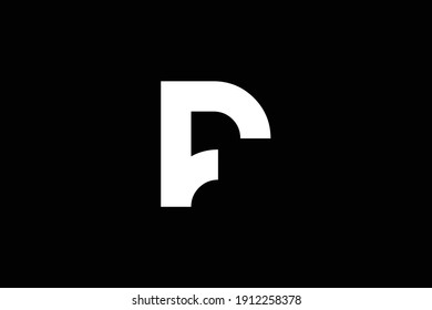 PF-Brief-Logo-Design auf luxuriösem Hintergrund. FP monogram initialisiert Buchstaben Logo Konzept. PF-Icon-Design. FP elegante und professionelle weiße Buchstaben Symbol auf schwarzem Hintergrund.