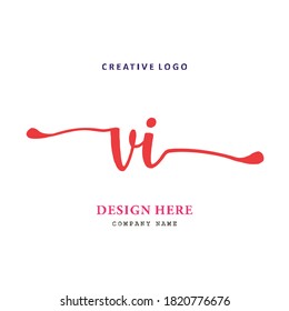 pharmacy logo letter TR is simple, easy to understand and authoritative