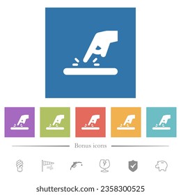 Teléfono tocando iconos blancos planos en fondos cuadrados. 6 iconos de bonificación incluidos.
