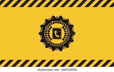 icono de phonebook dentro del signo de advertencia, emblema negro grunge. Ilustración vectorial. Detallado.