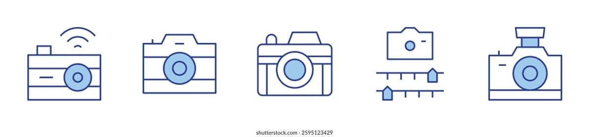 photo camera, camera. Camera Icon vector illustration. Line Duotone style. Editable stroke.