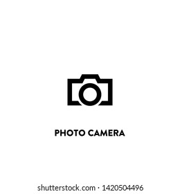 photo camera icon vector. photo camera sign on white background. photo camera icon for web and app