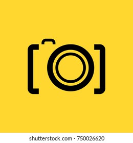 photo camera line vector icon