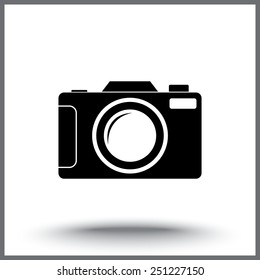 Photo camera sign icon, vector illustration. Flat design style 