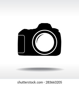 Photo camera sign icon, vector illustration. Flat design style 