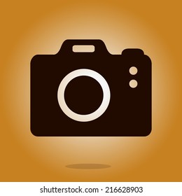 Photo camera simbol. DSLR camera sign icon. Digital camera. Flat design style. 