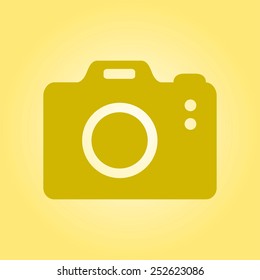 Photo camera simbol. DSLR camera sign icon. Digital camera. Flat design style. 