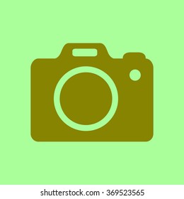 Photo camera simbol. DSLR camera sign icon. Digital camera. Flat design style. 
