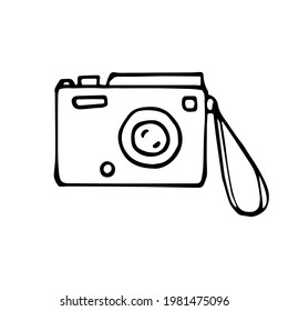 Icono vectorial de cámara fotográfica en estilo doodle. Ilustración aislada sobre fondo blanco. Logo dibujado a mano para estudio de fotografía.