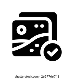 photo line icon. Clean and minimalist vector icon for websites, mobile apps, presentations, and logos. Fully scalable and customizable for any project.