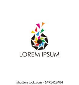 photo studio logo with a modern style, photography logo