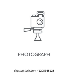 Photograph linear icon. Photograph concept stroke symbol design. Thin graphic elements vector illustration, outline pattern on a white background, eps 10.