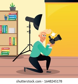 Fotógrafo con cámara en mano. Trabajar con modelo. Estudio de diseño. Interior de la Oficina. Diseñador creativo. Diseñador en Office. Desarrolladores gráficos. Ilustración vectorial. Foto de Magazine.